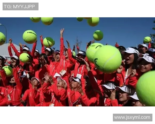 杭州网球队在邀请赛中的团队协作表现分析与点评