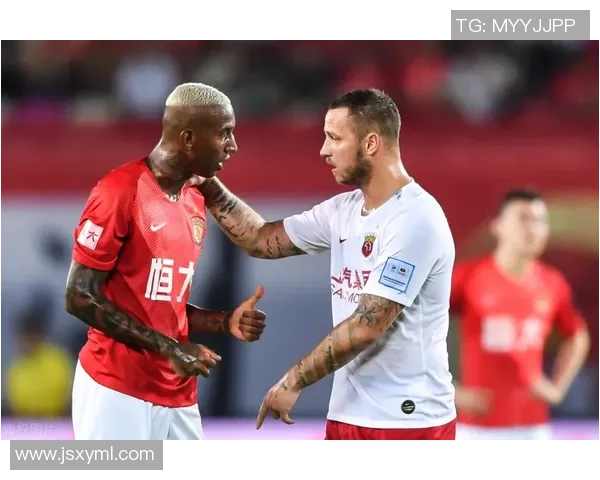 足球明星阿兰亲笔签名珍藏品揭晓引发球迷热议与追捧 足球明星阿兰亲笔签名珍藏品揭晓引发球迷热议与追捧